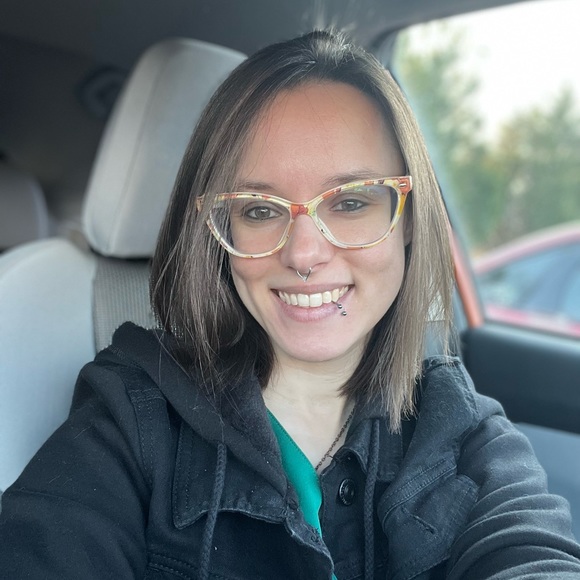 Meet your Posher, Keagan - Picture 1 of 1